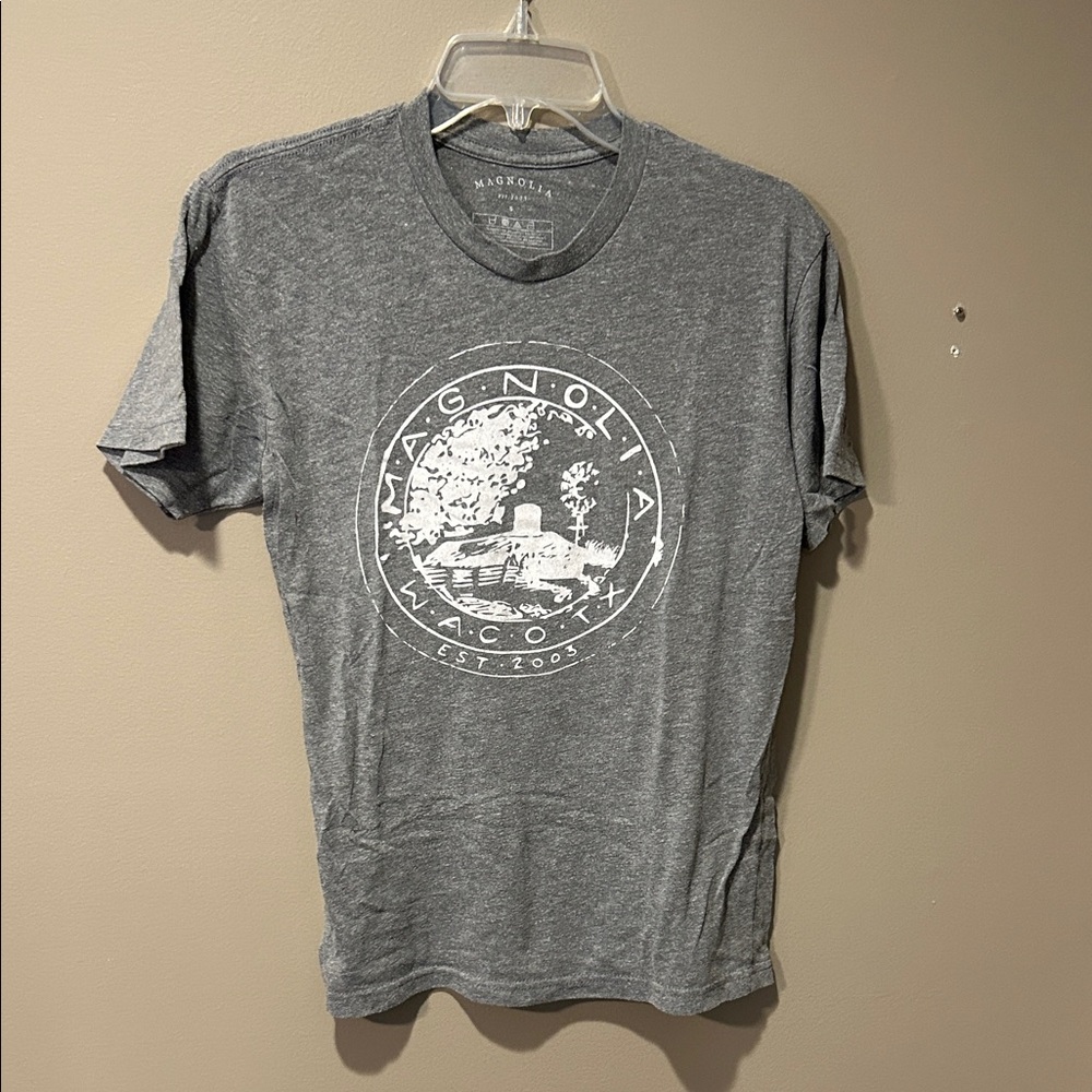 Magnolia Charcoal Graphic Tee